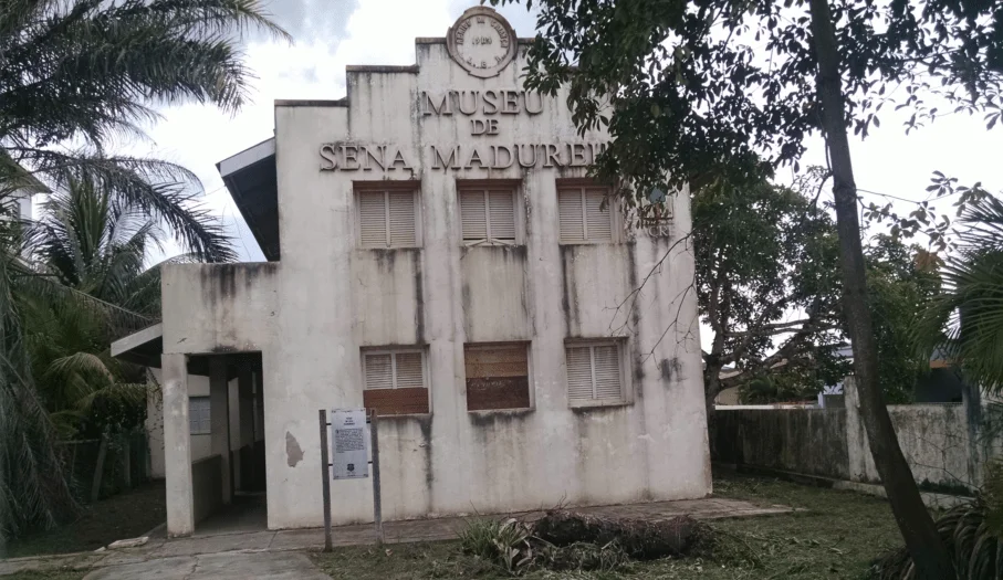 Santa Juliana: patrimônio se acabando…em Sena