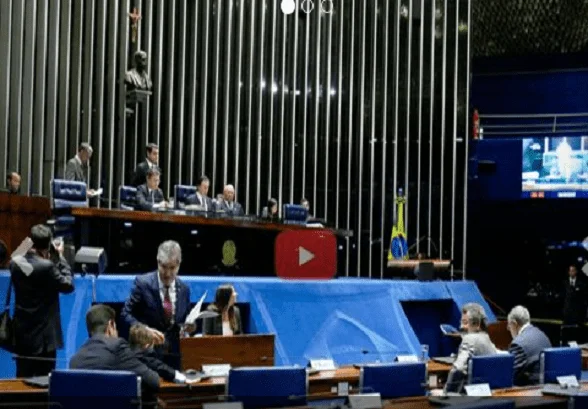 Ao vivo: Senado discute para votar fim dos direitos trabalhistas (fiscalize seu senador)