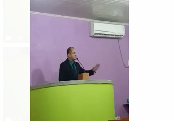 Vereador em Sena põe água no chopp da festa do PMDB de Mazinho