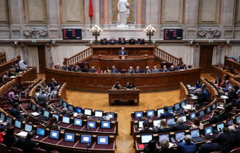 parlamento-português-capa-346x220.png