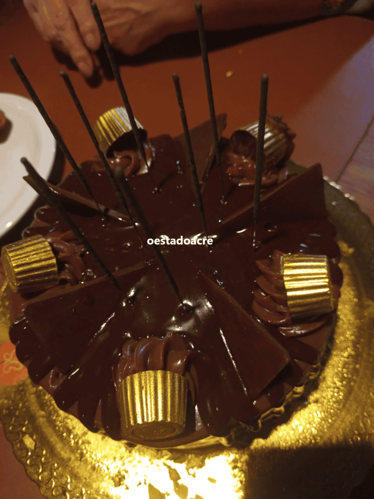 Petecão faz 60 e poucos; vídeos