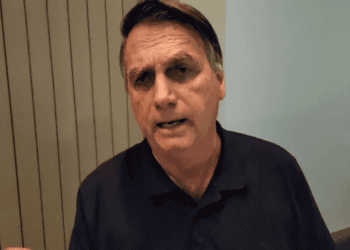 Bolsonaro alega acidente em vídeo (vergonha nacional)