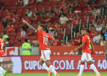 Gols de Alan Patrick garantem vitória do Internacional