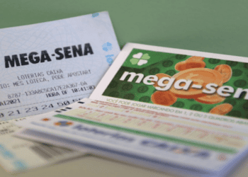 Mega-Sena: R$ 50 milhões (370 mil na poupança  ao mês)