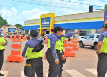 Rio Acre baixa e prefeitura autoriza uso da ponte Coronel Sebastião Dantas
