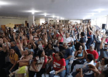 Professores da rede pública do RN decidem manter greve e apresentarão contraproposta