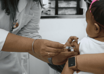 Acre e Amazonas iniciam campanha de multivacinação em Maio