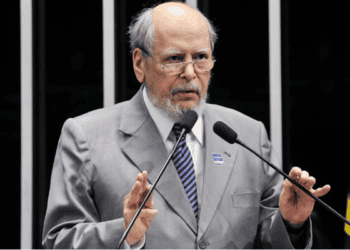 Pertence será velado no STF nesta segunda; sepultamento será à tarde