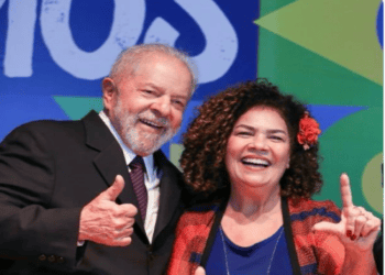 Feliz aniversário ao Lula…