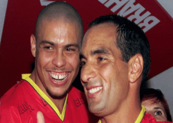 Edmundo desafiou o mito: ‘joguei mais que Ronaldo a vida inteira’