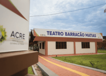 O teatro Barracão Matias e a alegria da terceira idade: forró, bolero e cultura em Rio Branco