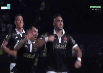 Vasco, em vitória dramática, mantém chamas da esperança contra o rebaixamento