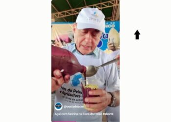 Açaí com farinha na sexta do peixe…📹