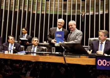 Plano para crescimento econômico e de emprego no país