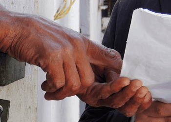 Pessoas sem recursos podem ter benefícios pós-pena (ênfase na ressocialização)