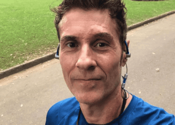 Dinho Ouro Preto aos 60: ‘abandonei vícios e renasci’, diz líder do Capital Inicial