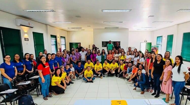 Formação em Brasileia para educação de qualidade