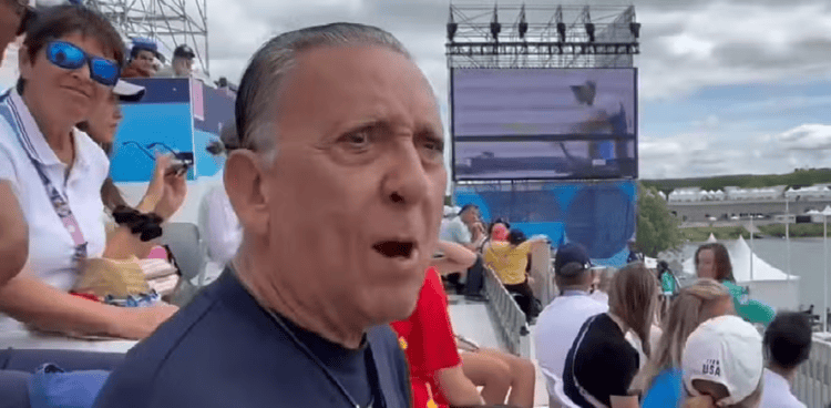 Nas arquibancadas, Galvão Bueno narra a prata de Isaquias 📽️