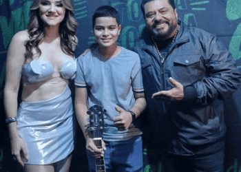 Jovem prodígio de Sena Madureira, Henry Gabriel, faz sucesso no show da banda Limão com Mel e agradece ao governador