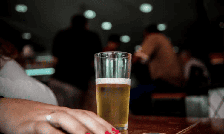 Guerra da mandioca: STF decide que cerveja não é essencial e derruba benefício fiscal