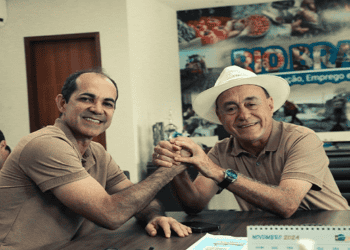 Reeleitos: prefeito Bocalom recebe seu homólogo de Cruzeiro do Sul