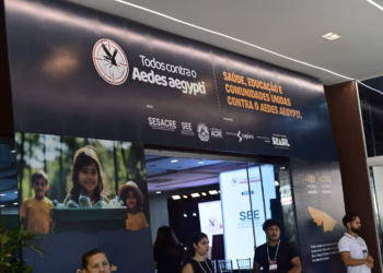 Projeto no Acre capacita estudantes e professores para enfrentar mosquito da dengue