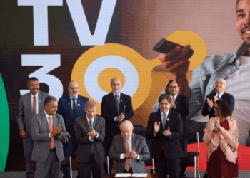 Lula assina decreto que inaugura a era da TV 3.0 no Brasil📹