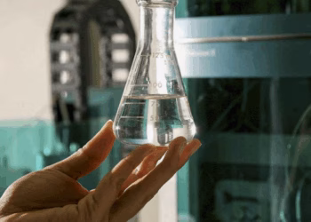 Metanol: saiba o que é a substância presente em bebida adulterada