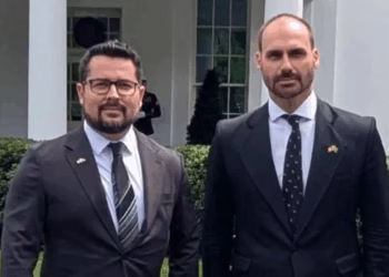 PGR denuncia Eduardo Bolsonaro e Paulo Figueiredo por coação