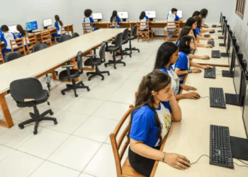Acre entre escolas públicas que receberão internet de alta velocidade